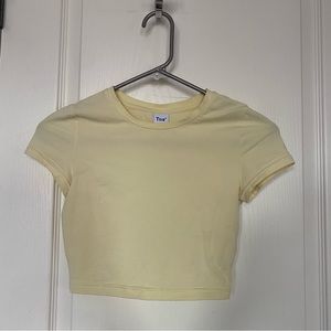 Aritzia TNA Ortiz Cropped Tee